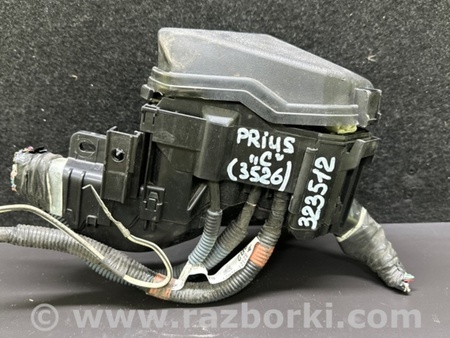 ФОТО Блок запобіжників моторний відсік для Toyota Prius C/Aqua NHP10 (11-21) Київ