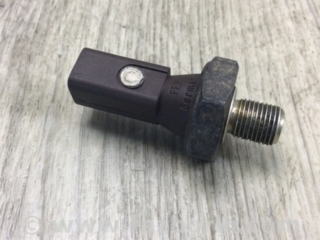 ФОТО Датчик тиску олії ДВЗ для Porsche Cayenne I 955 E1/9PA (02-07) Київ