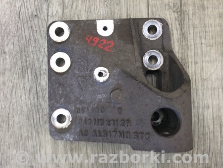 ФОТО Кронштейн двигуна для Porsche Cayenne I 955 E1/9PA (02-07) Київ
