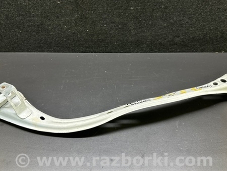 ФОТО Кронштейн кріплення передньої панелі для Toyota Prius C/Aqua NHP10 (11-21) Київ