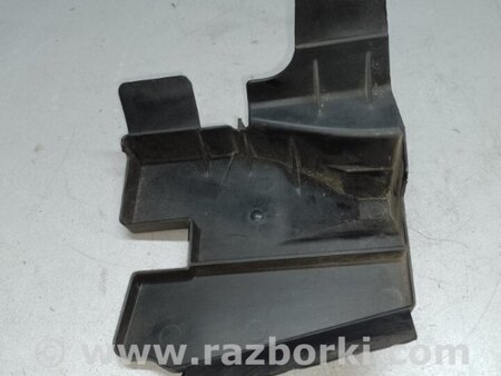 ФОТО дефлектор радіатора для Toyota Prius C/Aqua NHP10 (11-21) Київ