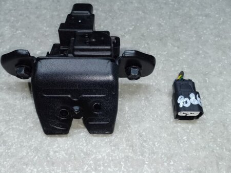 ФОТО Замок кришки багажника для KIA Soul 3 SK3 (18-22) Київ