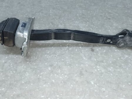 ФОТО Обмежувач дверей для Honda HR-V II RU (13-21) Київ