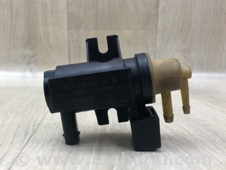 ФОТО Клапан електромагнітний (вакуумний) для Mercedes-Benz GL-Class X166 (12-16) Київ