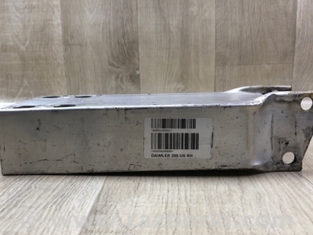 ФОТО Кронштейн підсилювача переднього бампера для Mercedes-Benz C-Class iV W205 (14-21) Київ