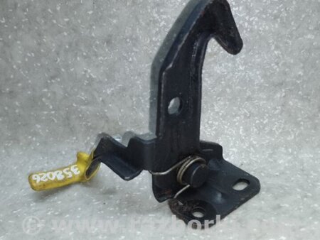 ФОТО Гак замка капота для Chevrolet Equinox I (04-09) Київ