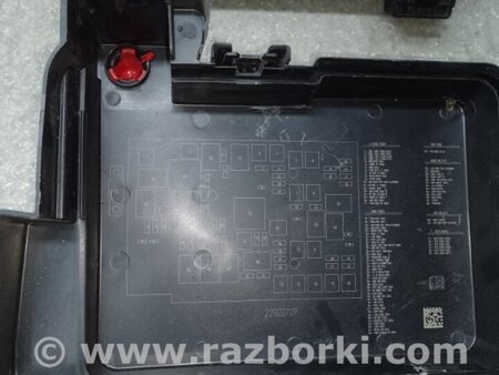 ФОТО Блок запобіжників моторний відсік для Chevrolet Equinox II (09-17) Київ