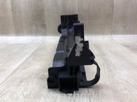 ФОТО Кріплення радіатора для Mercedes-Benz C-Class iV W205 (14-21) Київ