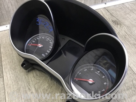 ФОТО Панель приладів для Mercedes-Benz C-Class iV W205 (14-21) Київ