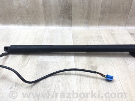 ФОТО Амортизатор кришки багажника для Mercedes-Benz GL-Class X166 (12-16) Київ