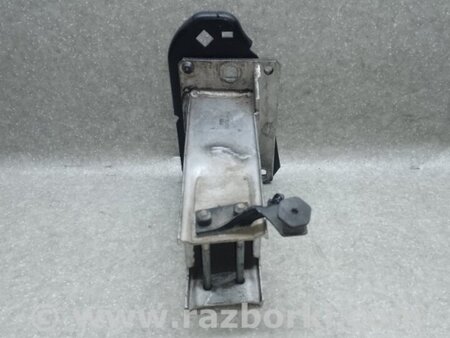 ФОТО Кронштейн підсилювача переднього бампера для Audi (Ауди) A5 8T/8F B8 (07-16) Київ