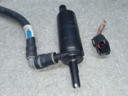 ФОТО Насос омивача фар для BMW X3 F25 Київ