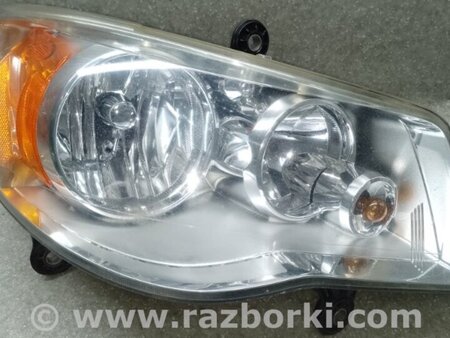 ФОТО Фара для Chrysler Town & Country Київ