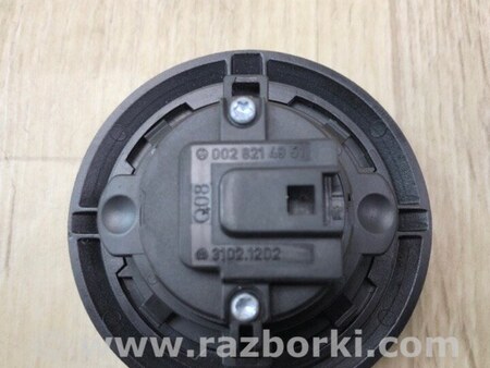 ФОТО Кнопка відкриття багажника внутрішня для Mercedes-Benz C-Class iV W205 (14-21) Київ