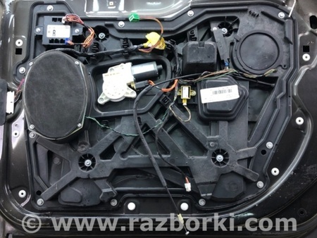 ФОТО Двері для Chrysler Town & Country Київ