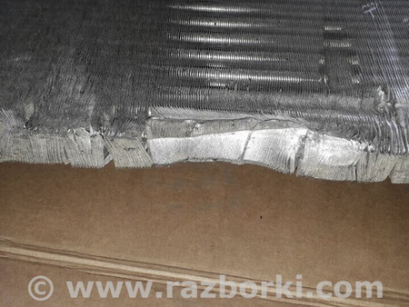 ФОТО Радіатор охолодження двигуна для Volkswagen Polo Львів