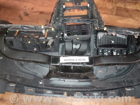 ФОТО Панель салона (торпеда) для Opel Meriva Львів