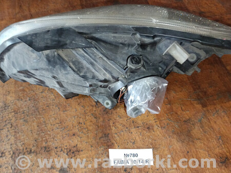 ФОТО Фара для Skoda Fabia Львів