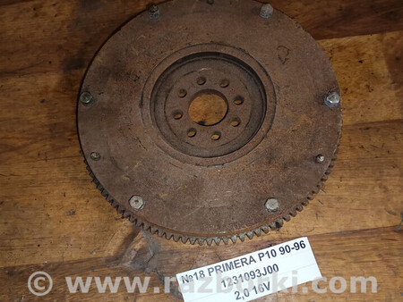 ФОТО Nissan primera р10 для Nissan Primera Львів