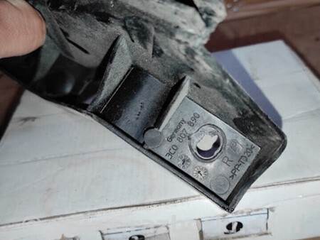 ФОТО кронштейн кріплення бампера для Volkswagen Passat (все года выпуска) Львів