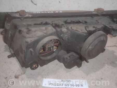 ФОТО Фара для Volkswagen Passat (все года выпуска) Львів