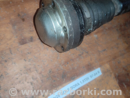 ФОТО Піввісь (напіввісьпривідполуось) для Volkswagen Golf (різні не сортовані) Львів