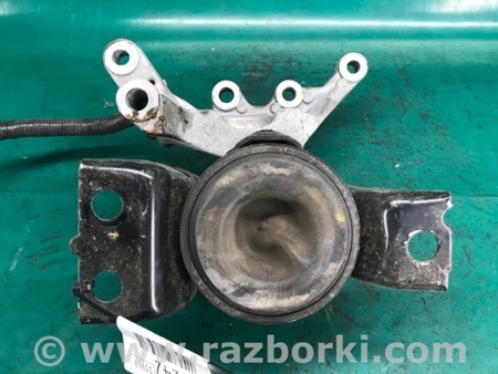 ФОТО Подушка двигуна верхня для Nissan Sentra B17 (12-19) Київ