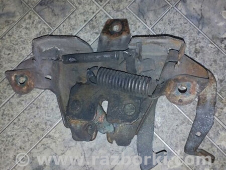 ФОТО Замок капота для Mitsubishi Galant Львів