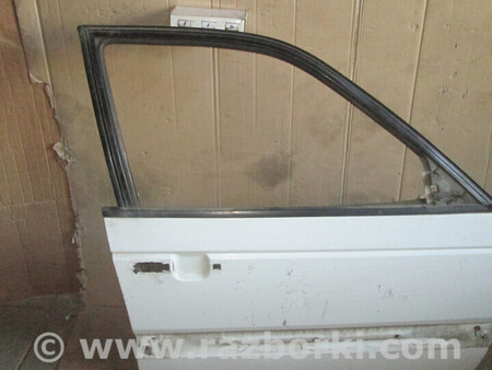 ФОТО Двері передні праві для Volkswagen Passat (все года выпуска) Львів