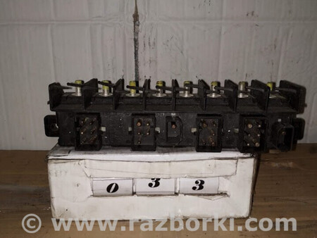 ФОТО Блок запобіжників для Audi (Ауди) 100 C3/C4 (82-95) Львів