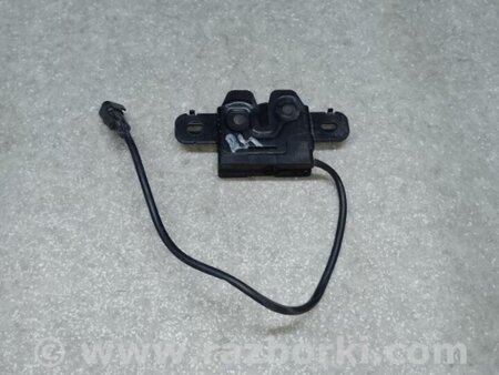 ФОТО Замок капоту для Volvo XC70 II P24 (07-16) Київ