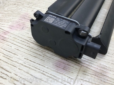 ФОТО Жалюзі радіатора для Audi (Ауди) Q8 E-TRON (22-25) Київ