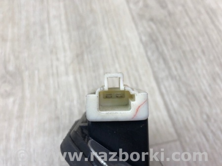 ФОТО Кнопка відкриття багажника зовнішня для Lexus HS250h ANF10 (09-13) Київ