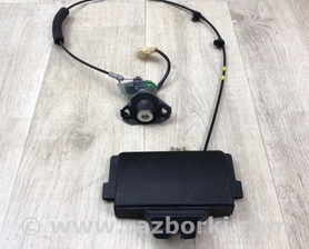 Замок кришки багажника Lexus HS250h ANF10 (09-13)