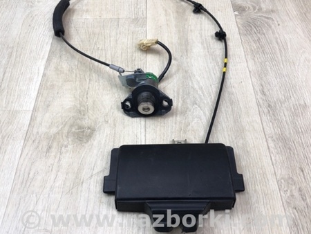 ФОТО Замок кришки багажника для Lexus HS250h ANF10 (09-13) Київ