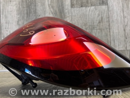 ФОТО Ліхтар зовнішній для Chrysler Pacifica II RU (16-21) Київ