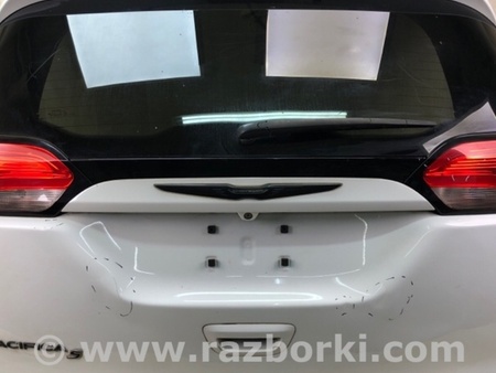 ФОТО Кришка багажника для Chrysler Pacifica II RU (16-21) Київ