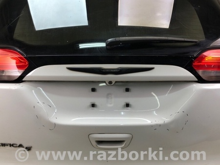 ФОТО Кришка багажника для Chrysler Pacifica II RU (16-21) Київ