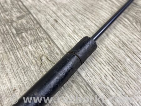 ФОТО Амортизатор кришки багажника для Jeep Grand Cherokee (11-22) Київ