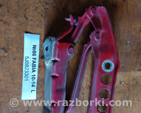 Завіси капота (петлі) Skoda Roomster