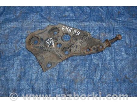 ФОТО Важіль передньої підвіски нижній для Nissan Primera P10 Київ