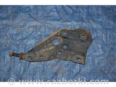 ФОТО Важіль передньої підвіски нижній для Nissan Primera P10 Київ