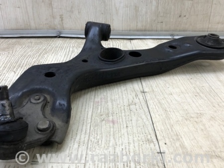 ФОТО Важіль передньої підвіски нижній для Toyota RAV-4 IV (XA40) (12-18) Київ