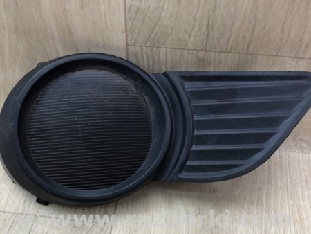 ФОТО Заглушка протитуманних фар для Toyota Sienna (11-16) Київ