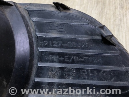 ФОТО Заглушка протитуманних фар для Toyota Sienna (11-16) Київ