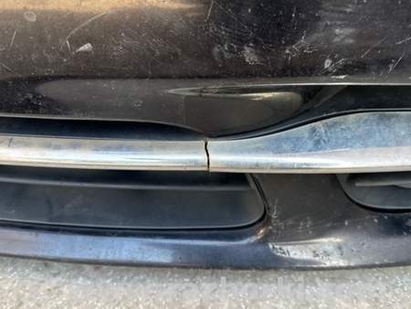 ФОТО Бампер передній для Chrysler Town & Country Київ