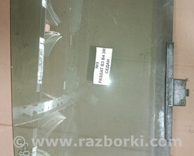 Скло дверне заднє праве Volkswagen Passat (все года выпуска)