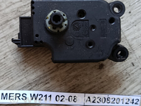 ФОТО Mercedes для Mercedes-Benz E-Class Львів