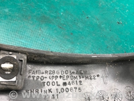 ФОТО Накладка крила (розширювач арки) для Lincoln MKX II (15-18) Київ