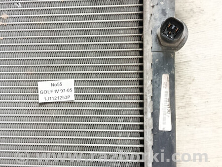 ФОТО Радіатор охолодження двигуна для Volkswagen Golf (різні не сортовані) Львів